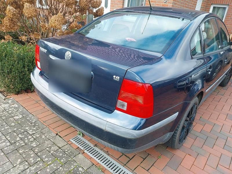 Occasion VW Passat 125 ch (91 kW) 1997 Bleue Berline