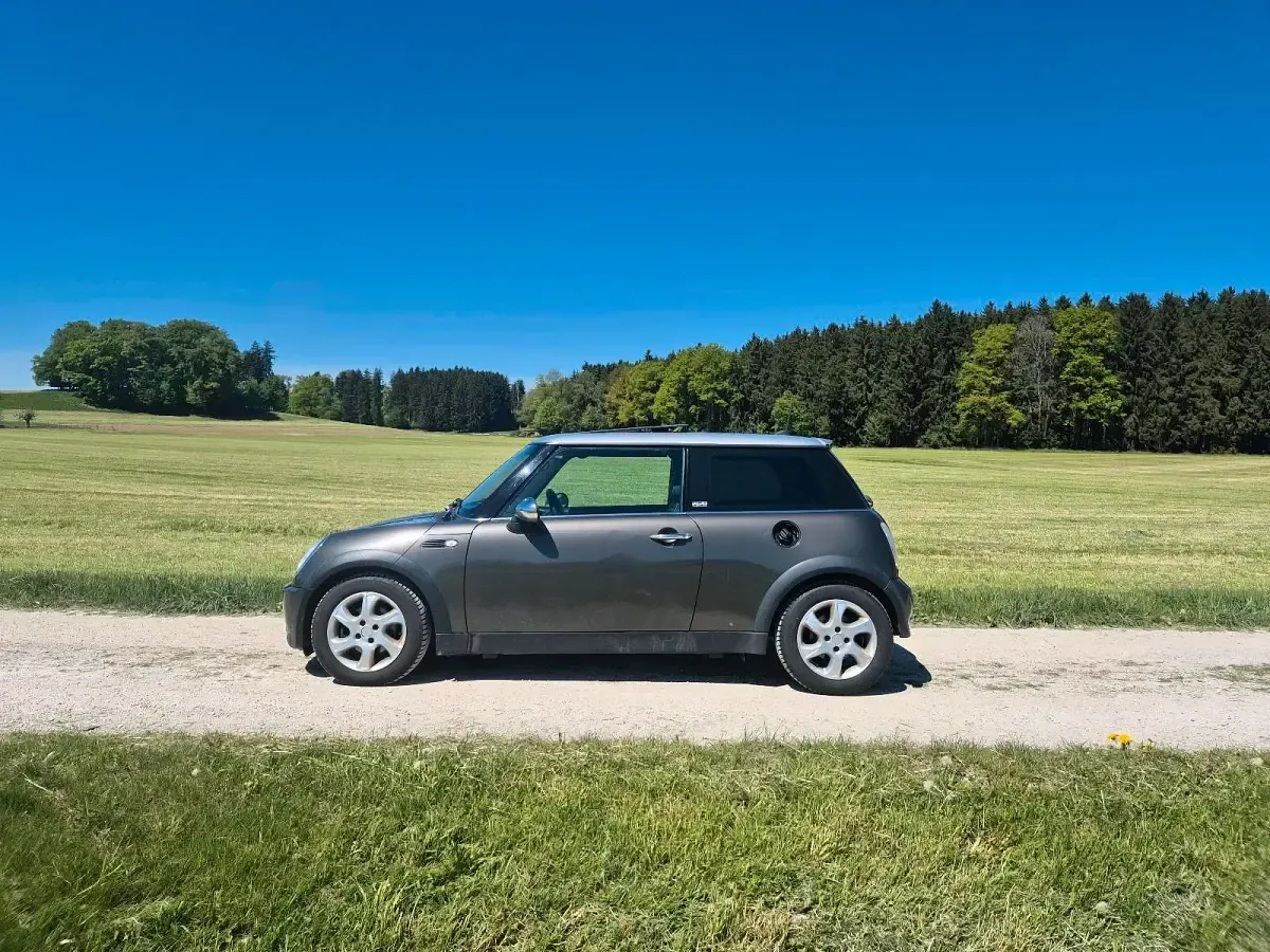 Usata Mini Cooper 116 CV (85 kW) 2006 Grigio Utilitaria