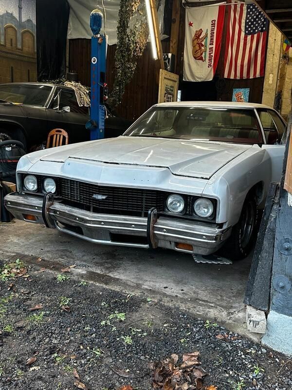 Weiß Gebraucht 1973 Chevrolet Impala Limousine | 4.300 € - Bild 1/4