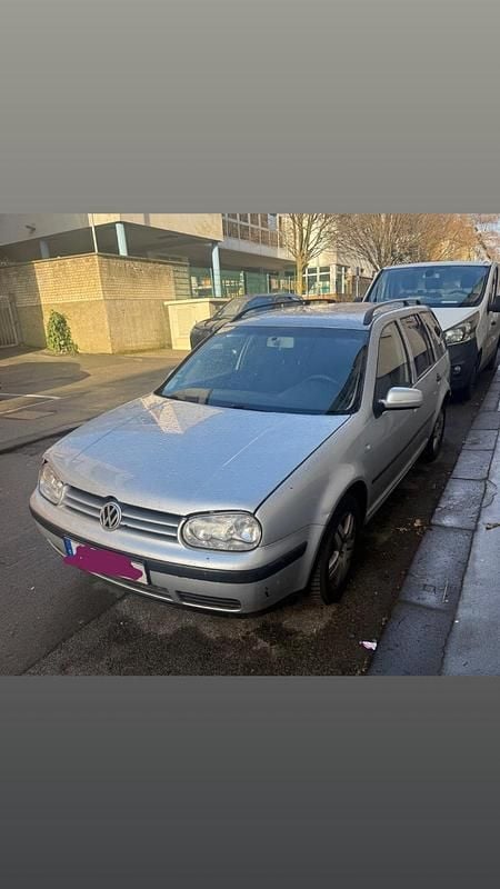 Silber Gebraucht 2001 VW Golf IV Kombi | 700 € (Guter Preis) - Bild 1/4