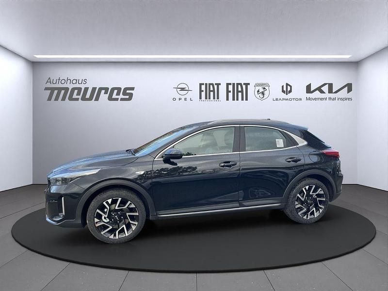 Neu Kia XCeed Vision 140 PS (102 kW) 2026 Grau SUV