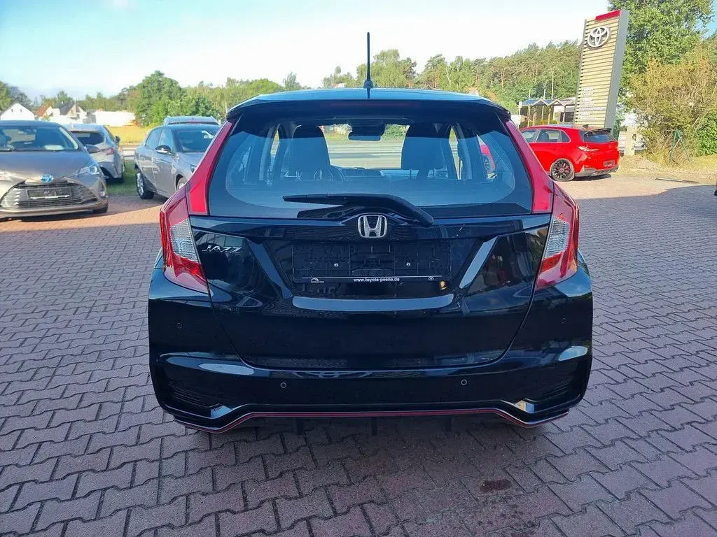 Gebraucht Honda Jazz Dynamic 131 PS (96 kW) 2019 Schwarz Kleinwagen