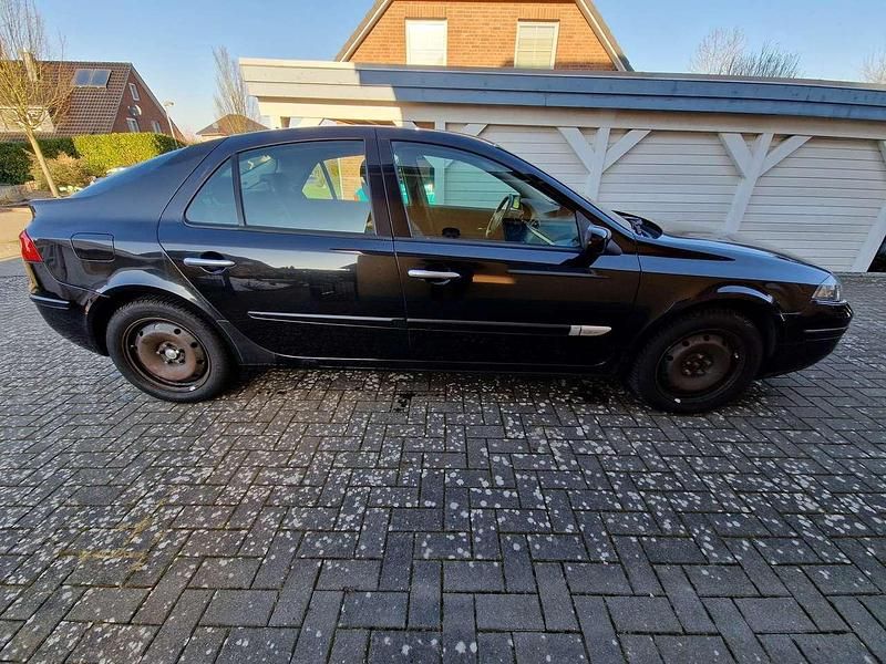 Gebraucht Renault Laguna II Initiale 207 PS (152 kW) 2005 Limousine