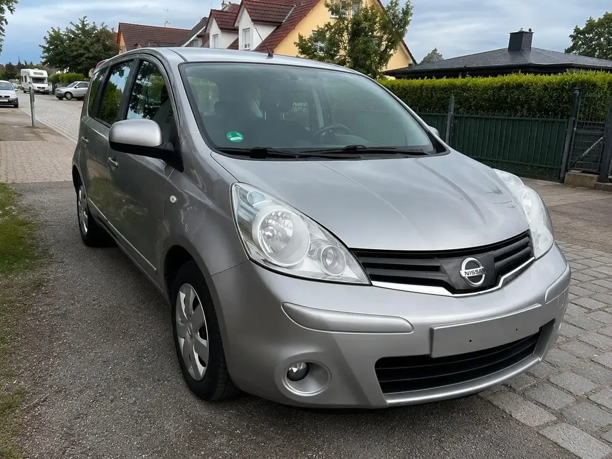 Gebraucht Nissan Note 88 PS (64 kW) 2010 Grau Kleinwagen