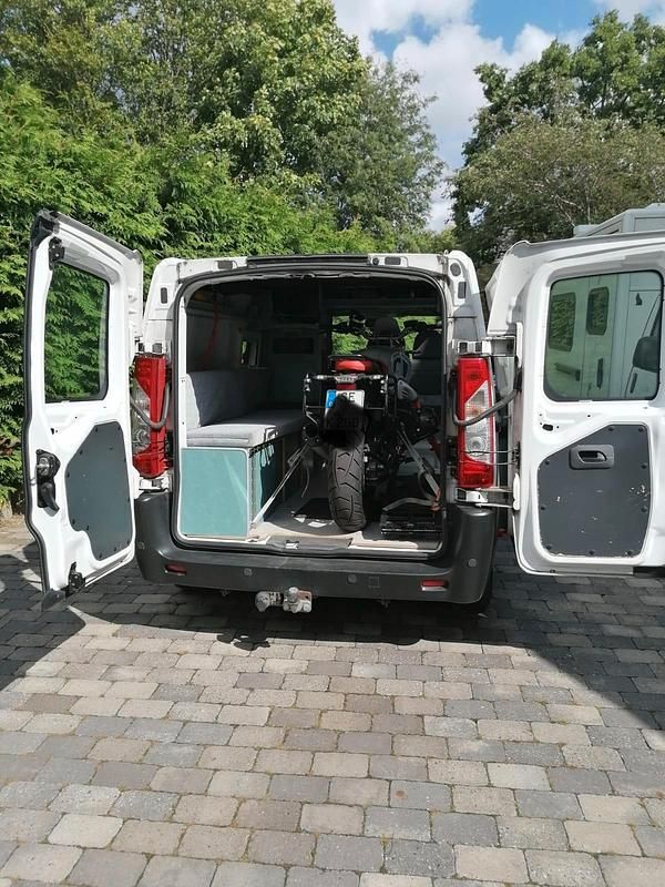 Gebraucht Peugeot Expert 95 PS (69 kW) 2007 Weiß Van