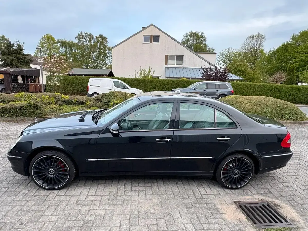 Gebraucht Mercedes E280 Elegance 231 PS (169 kW) 2006 Schwarz Limousine