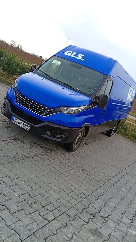 Weiß Gebraucht 2021 Iveco Daily | 18.000 € - Bild 1/2
