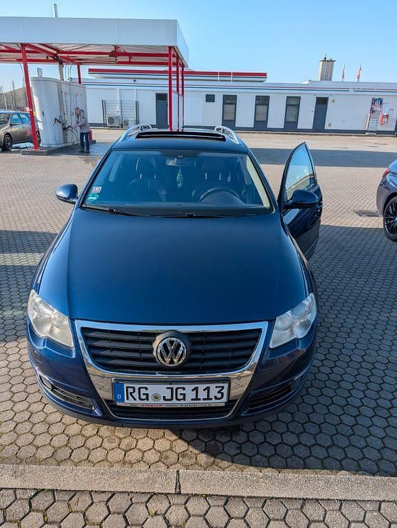 Gebraucht VW Passat Highline 140 PS (102 kW) 2008 Blau Kombi