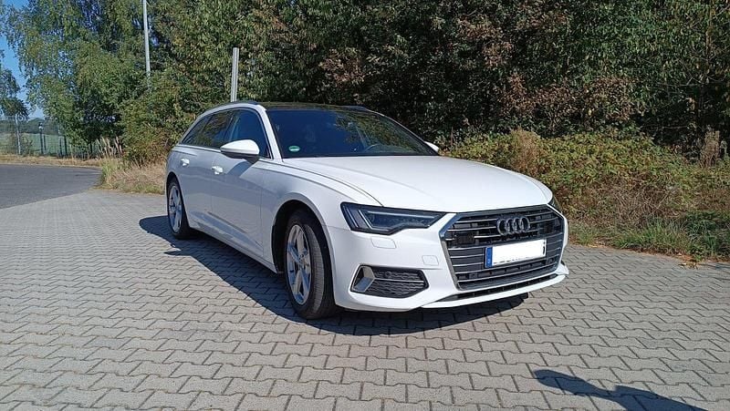 Weiß Gebraucht 2020 Audi A6 Ambiente Kombi | 27.990 € (Superpreis) - Bild 1/4