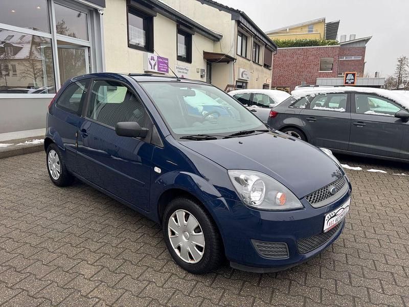 Gebraucht Ford Fiesta Style 60 PS (44 kW) 2008 Blau Kleinwagen