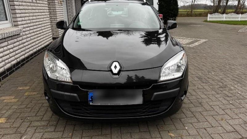 Schwarz Gebraucht 2010 Renault Mégane GrandTour Kombi | 4.500 € (Fairer Preis) - Bild 1/4