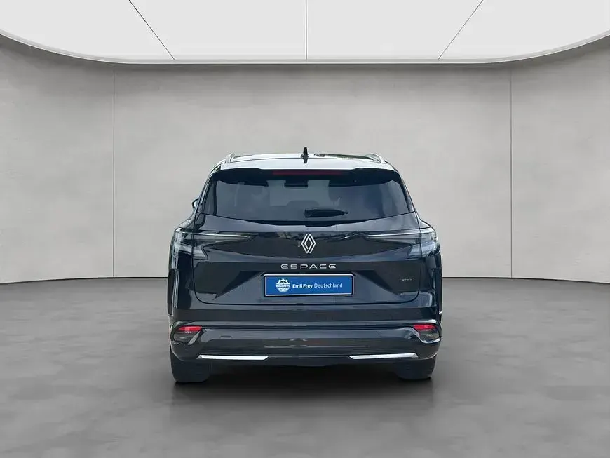 Gebraucht Renault Espace Iconic 131 PS (96 kW) 2026 Blackpearlschwarz SUV