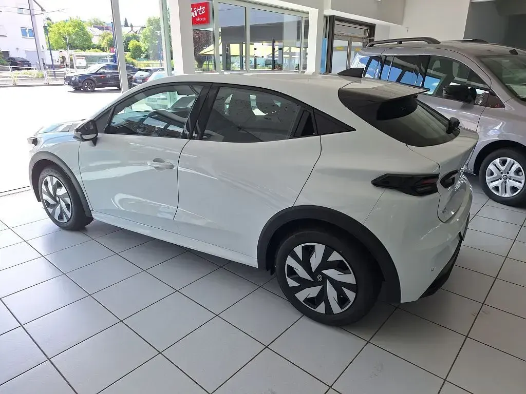 Neu Renault Clio Evolution 114 PS (83 kW) 2026 Other Kleinwagen