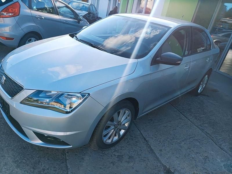 Gebraucht Seat Toledo Reference 95 PS (69 kW) 2018 Silber Kleinwagen