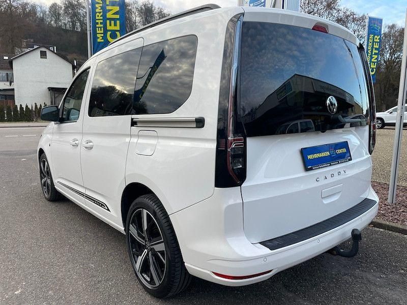 Gebraucht VW Caddy Move 122 PS (89 kW) 2021 Weiß Van / Kleinbus