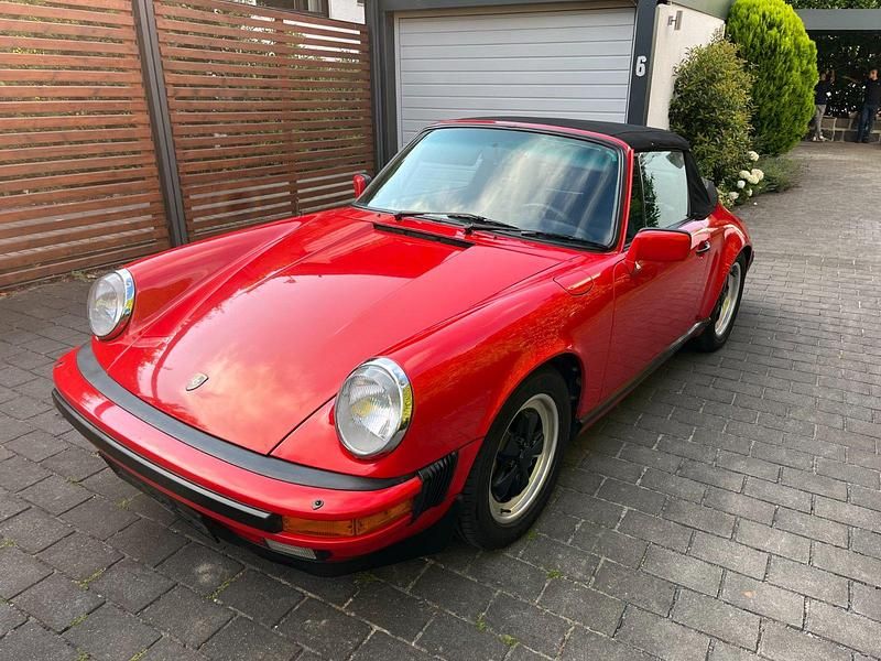 Gebraucht Porsche 911 207 PS (152 kW) 1984 Rot Cabrio