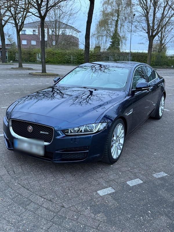 Gebraucht Jaguar XE 180 PS (132 kW) 2015 Limousine