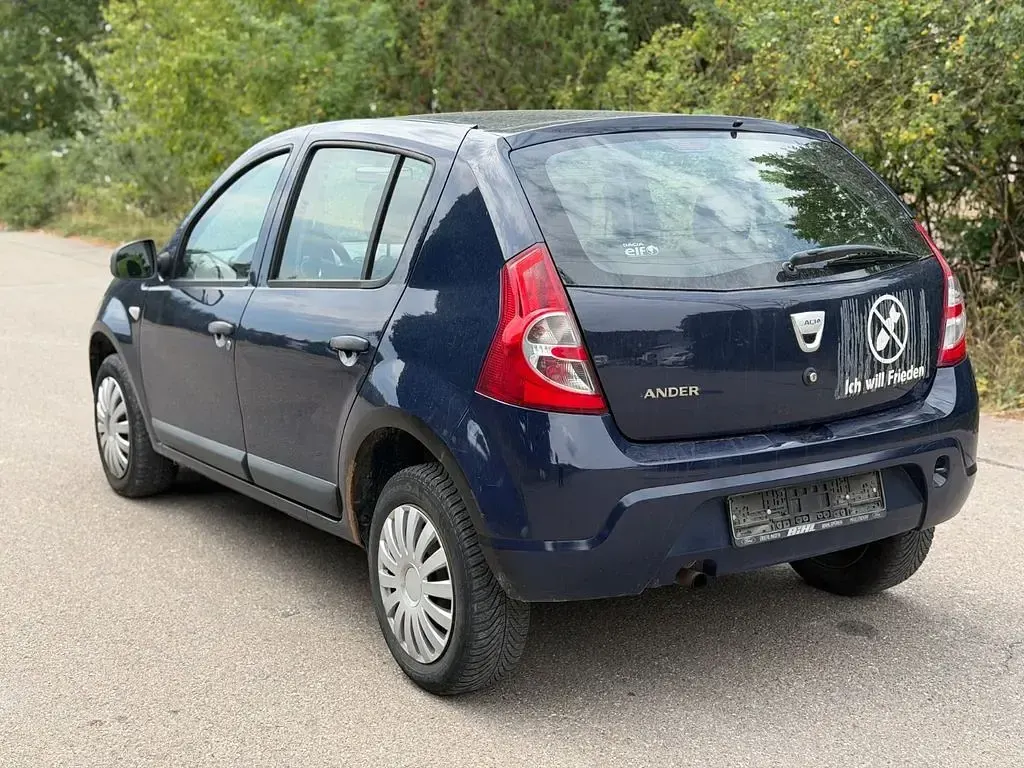 Gebraucht Dacia Sandero Ambiance 75 PS (55 kW) 2010 Blau Limousine