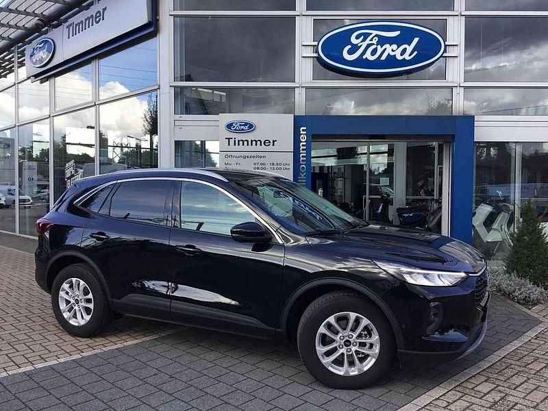 Gebraucht Ford Kuga Titanium 150 PS (110 kW) 2024 Agate black SUV