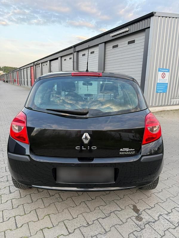Second-hand Renault Clio II 2007 Hatchback