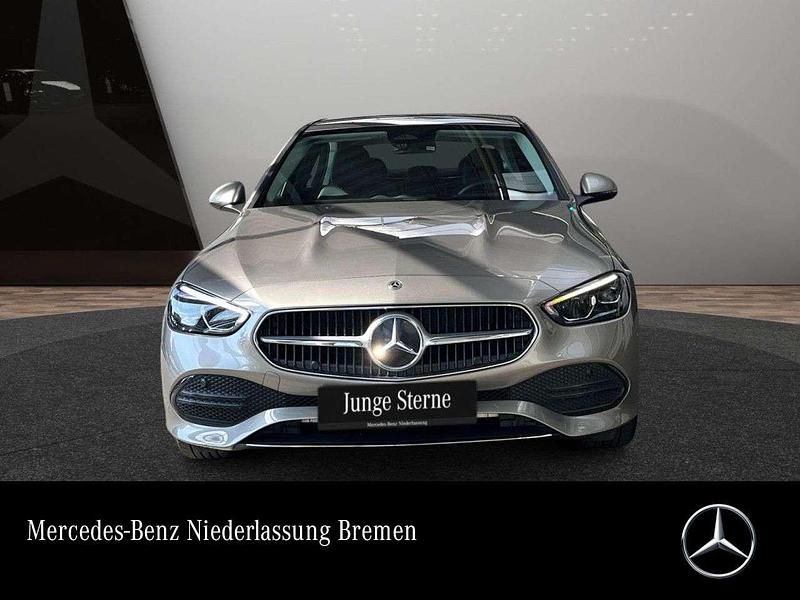 Silber Gebraucht 2024 Mercedes C180 Advanced Limousine | 34.590 € (Superpreis) - Bild 1/3