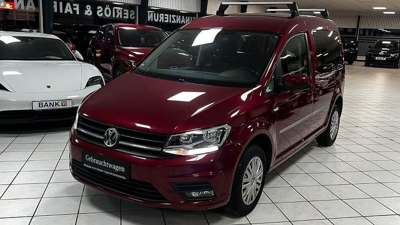 Gebraucht VW Caddy Trendline 75 PS (55 kW) 2019 Rot Van / Kleinbus