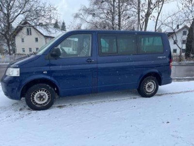 Gebraucht VW Multivan Startline 102 PS (75 kW) 2008 Blau Van