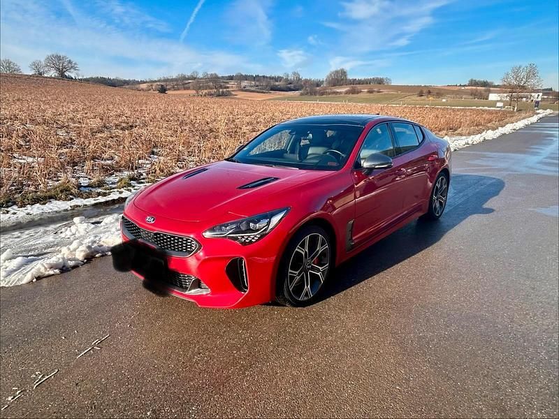 Gebraucht Kia Stinger 370 PS (272 kW) 2019 Rot Kleinwagen