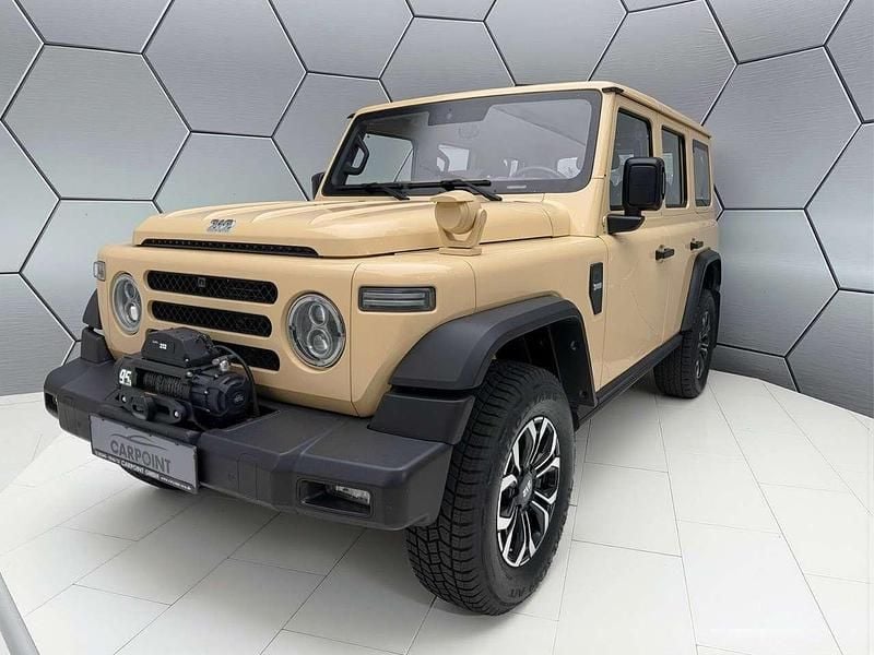 Neu BAW 212 166 PS (122 kW) 2026 Wüstengelb SUV