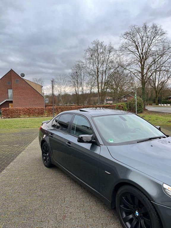 Gebraucht BMW 525 M Sport 218 PS (160 kW) 2008 Grau Limousine