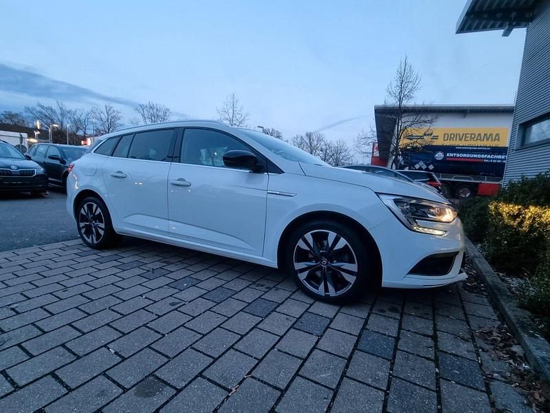 Weiß Gebraucht 2018 Renault Mégane GrandTour LIMITED Kombi | 6.600 € (Guter Preis) - Bild 1/4