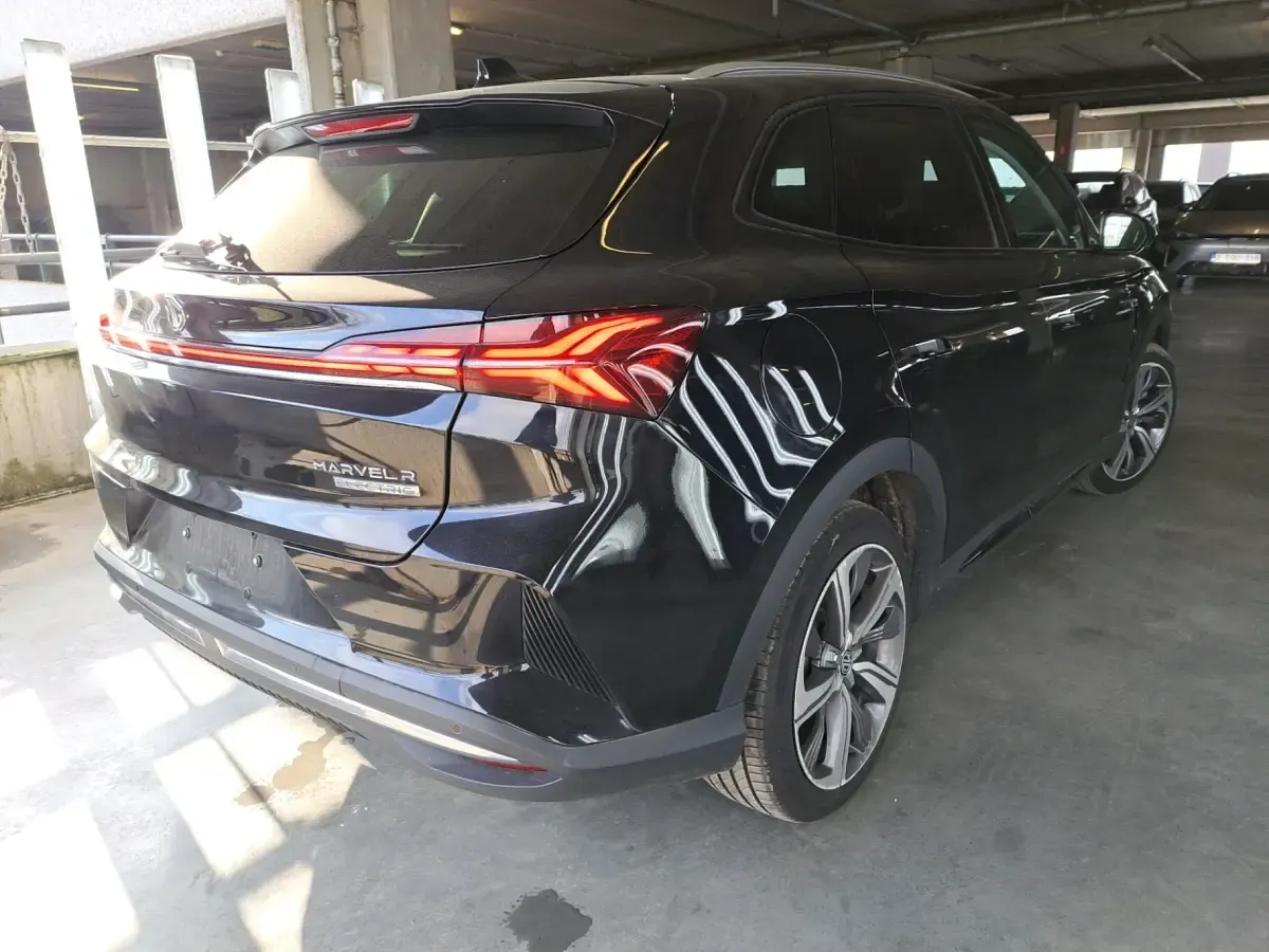 Gebraucht MG Marvel R Luxury 131 kW (179 PS) 2024 Schwarz (pebble black) SUV
