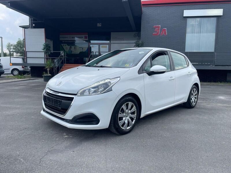 Weiß Gebraucht 2019 Peugeot 208 Kleinwagen | 7.950 € - Bild 1/4