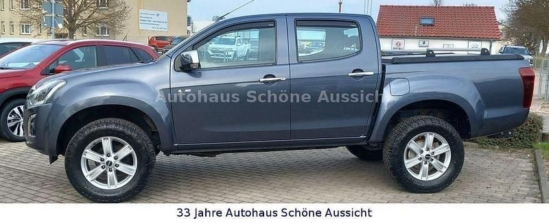 Gebraucht Isuzu D-Max 163 PS (119 kW) 2018 Grau SUV
