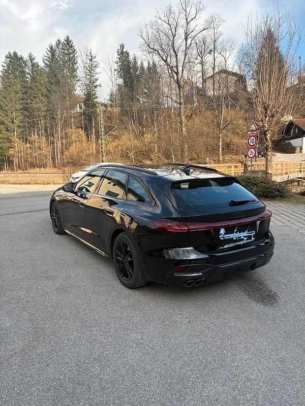 Gebraucht Audi A5 S-Line 2025 Schwarz Kombi
