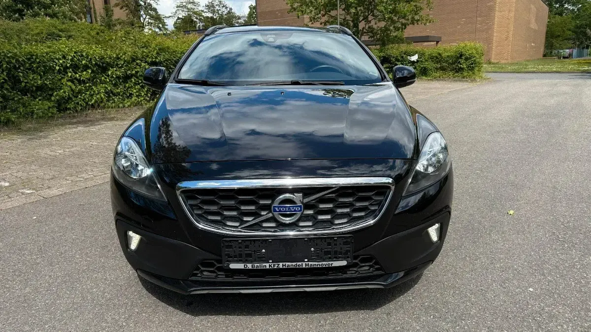 Gebraucht Volvo V40 CC 190 PS (139 kW) 2015 Schwarz Kombi