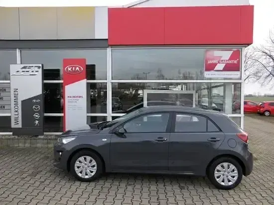 Gebraucht Kia Rio Comfort 84 PS (61 kW) 2023 Grau