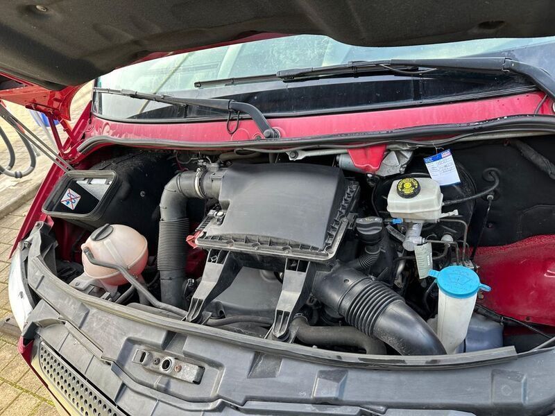 Gebraucht Mercedes Sprinter 129 PS (94 kW) 2014 Rot Van