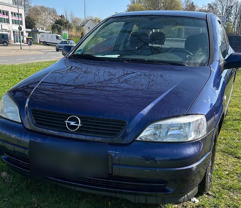 Gebraucht Opel Astra 84 PS (61 kW) 2001 Blau Limousine