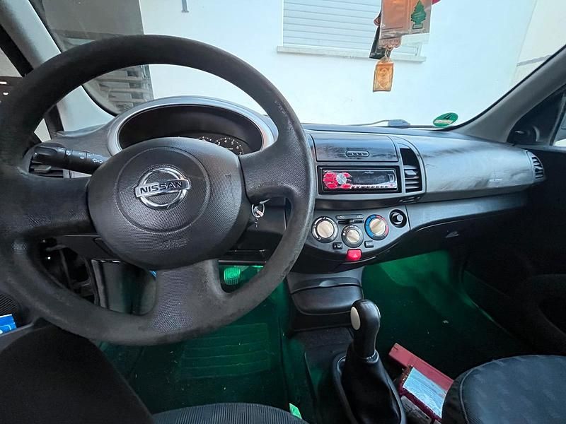 Gebraucht Nissan Micra 65 PS (47 kW) 2004 Schwarz Kleinwagen