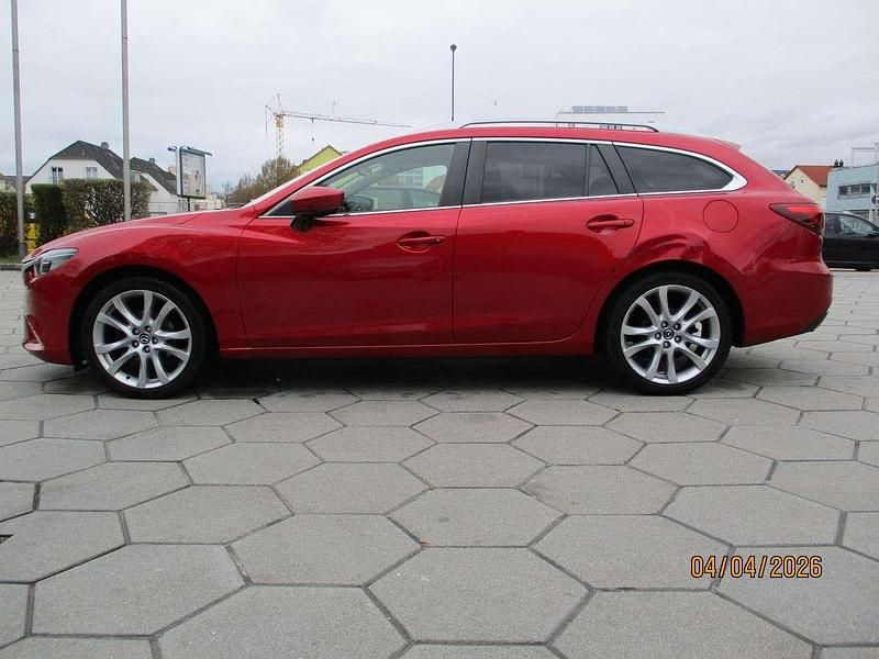 Gebraucht Mazda 6 Nakama 150 PS (110 kW) 2017 Rubinrot metallic Kombi
