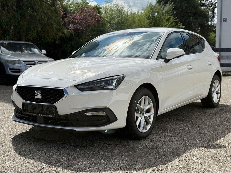 Gebraucht Seat Leon Style 150 PS (110 kW) 2025 Weiß Limousine