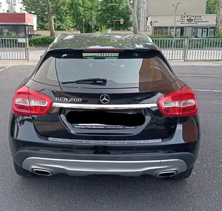 Gebraucht Mercedes GLA200 156 PS (114 kW) 2014 Schwarz SUV