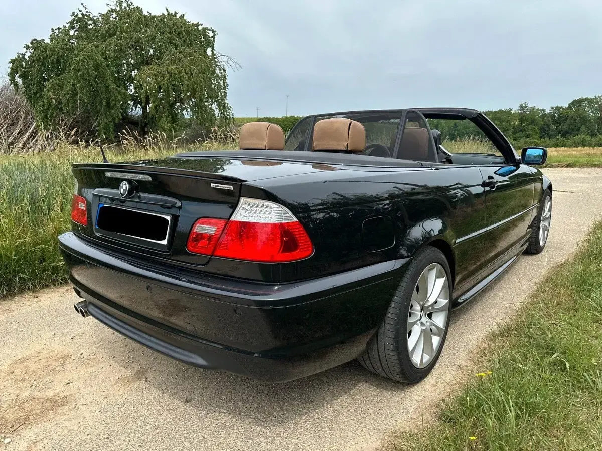 Gebraucht BMW 330 Cabriolet 258 PS (189 kW) 2004 Schwarz Cabrio
