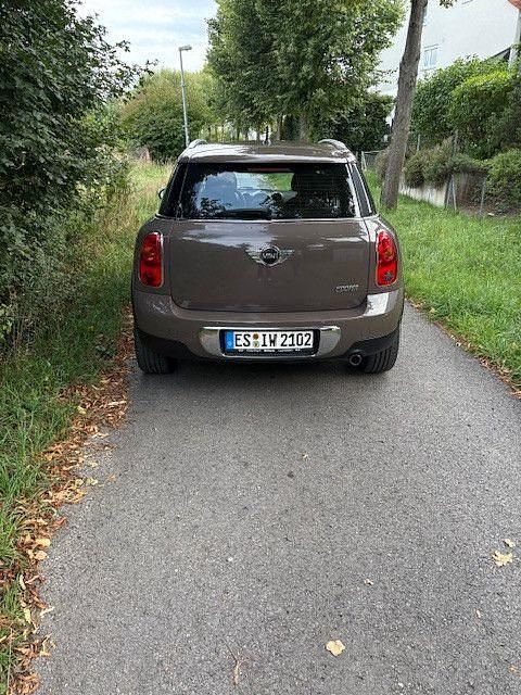 Braun Gebraucht 2012 Mini Cooper Countryman SUV | 7.300 € (Fairer Preis) - Bild 1/4