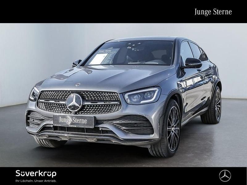 Graulack selenitgrau (metallic) Gebraucht 2021 Mercedes GLC400d AMG Coupé | 56.640 € (Teuer) - Bild 1/2