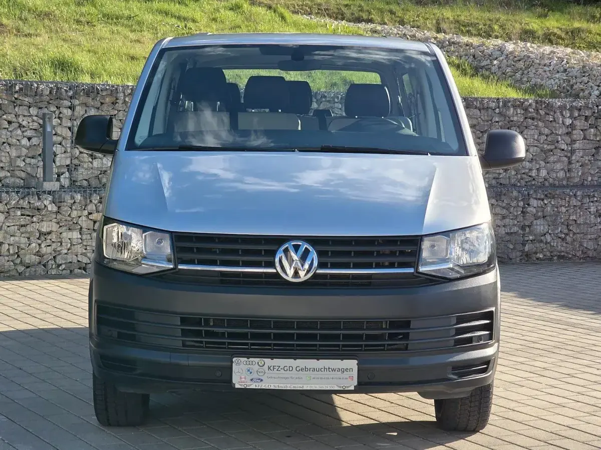 Używany VW Transporter 150 KM (110 kW) 2017 Srebrny Van
