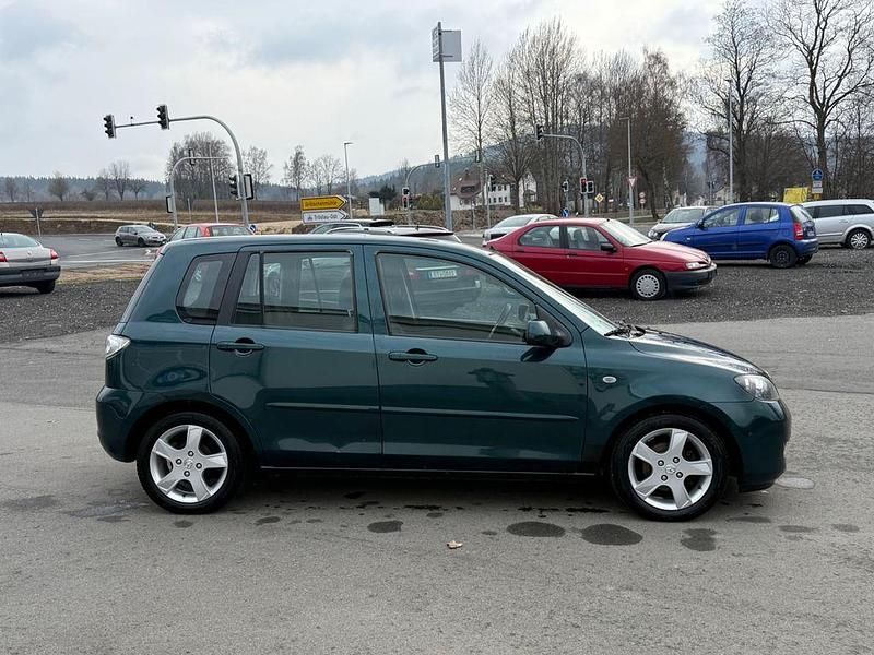 Gebraucht Mazda 2 Active 80 PS (58 kW) 2006 Grün Kleinwagen
