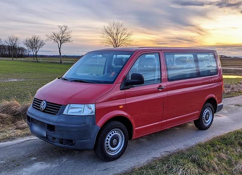 Gebraucht VW Transporter 105 PS (77 kW) 2005 Rot Van