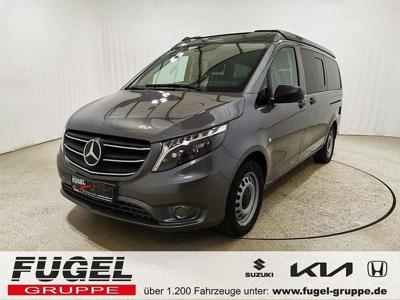 Lackfarbe selenitgrau metallic mb7992 Gebraucht 2023 Mercedes Vito Van / Kleinbus | 58.999 € - Bild 1/4